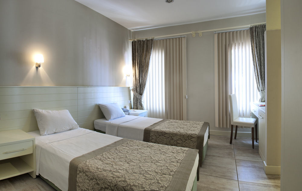 Omer Holiday Resort Kusadasi Exterior photo