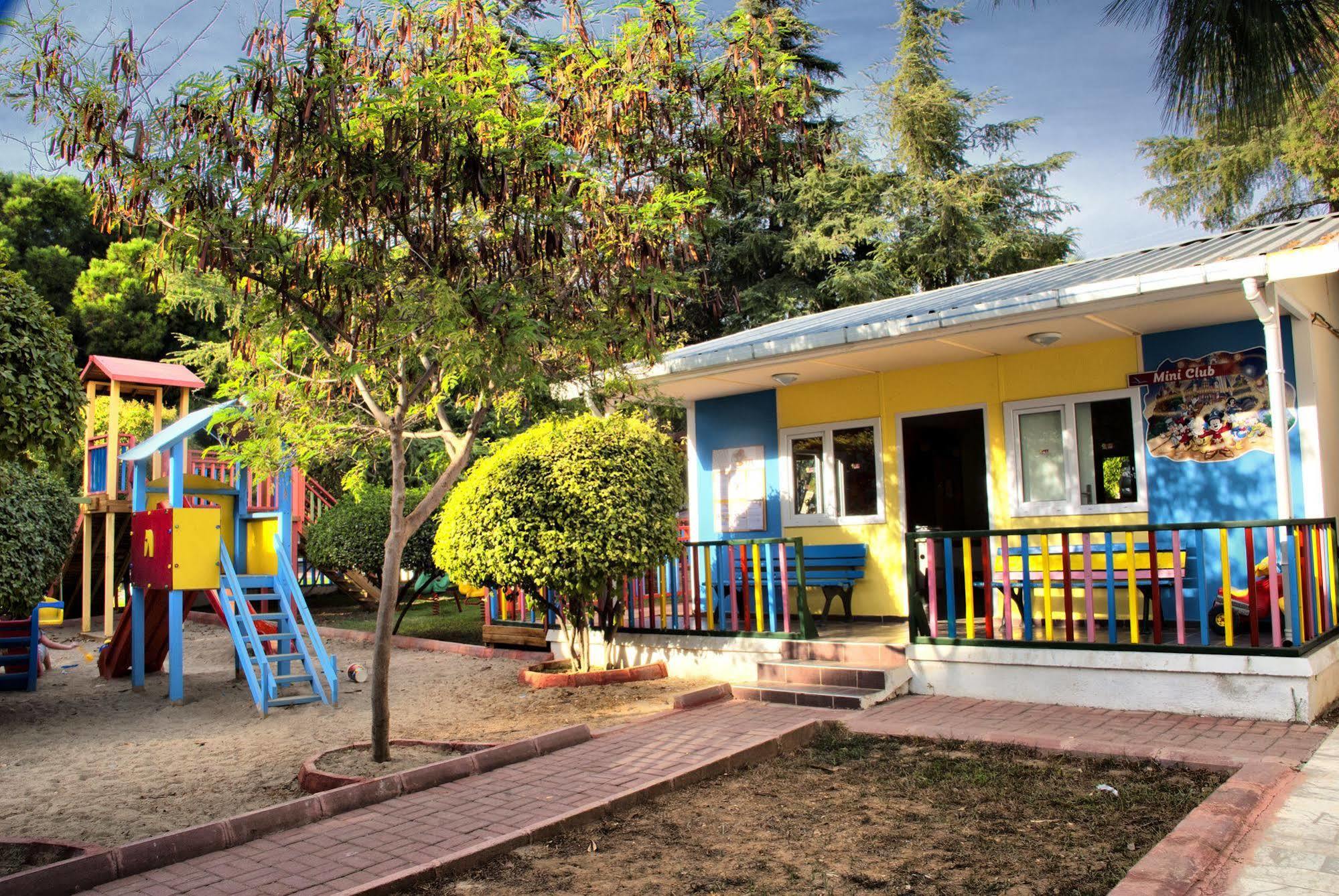 Omer Holiday Resort Kusadasi Exterior photo