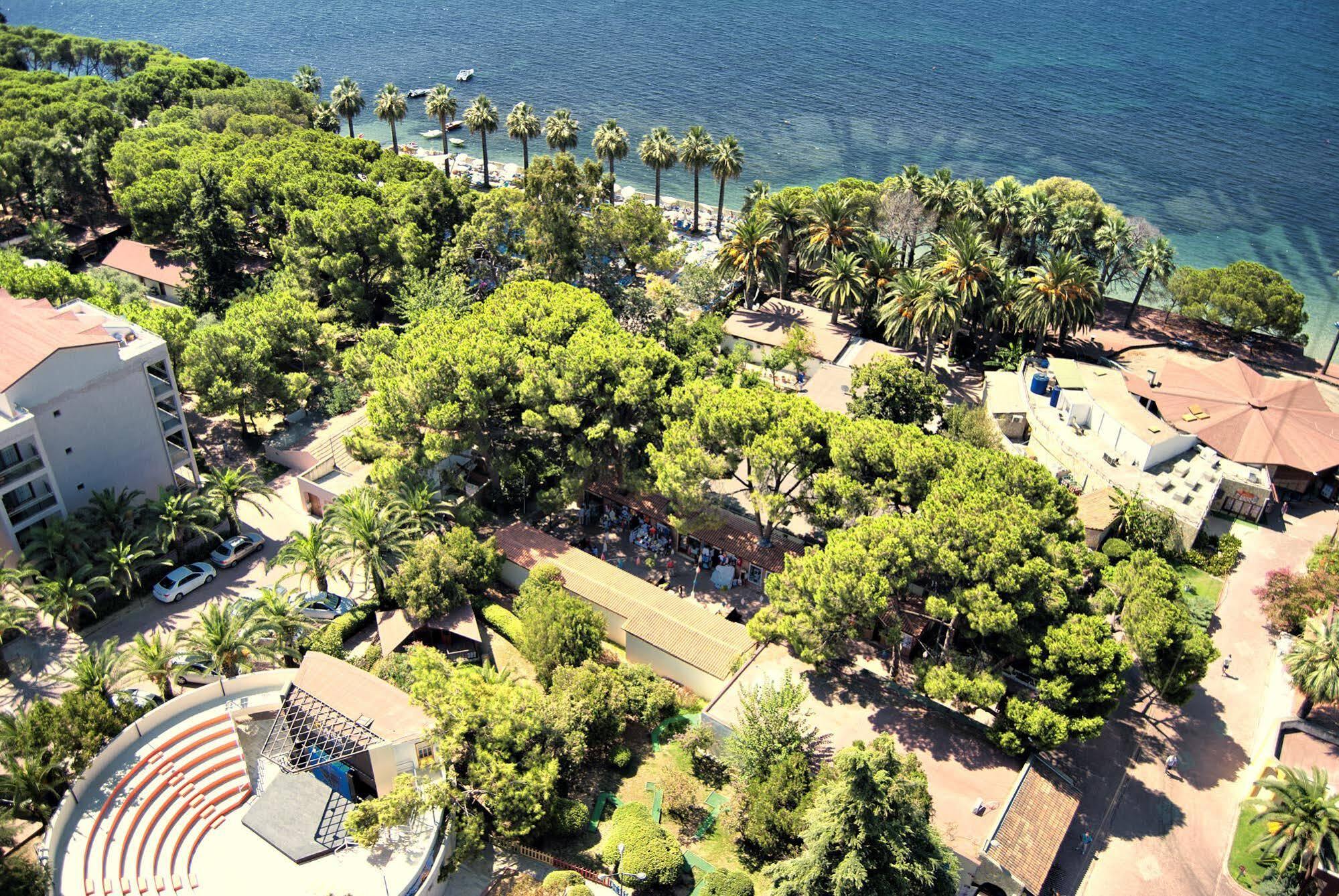 Omer Holiday Resort Kusadasi Exterior photo